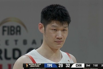 博鱼体育-中国男篮：余嘉豪9分半场得分王，奇兵6篮板，陈盈骏12分压赵继伟